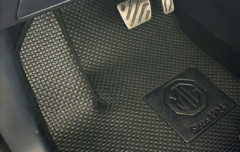 KATA hợp tác sản xuất thảm lót sàn ô tô cho hãng xe MG