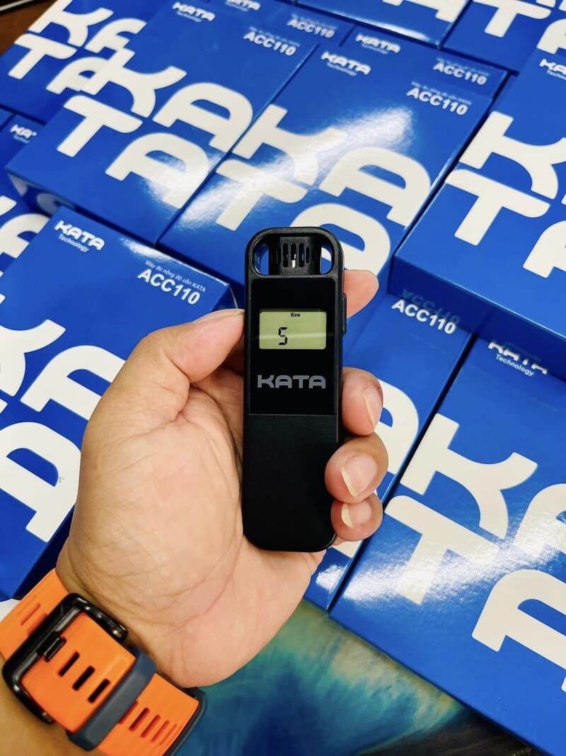 Mỗi sản phẩm trước khi ra mắt đều được kiểm tra chất lượng nghiêm ngặt