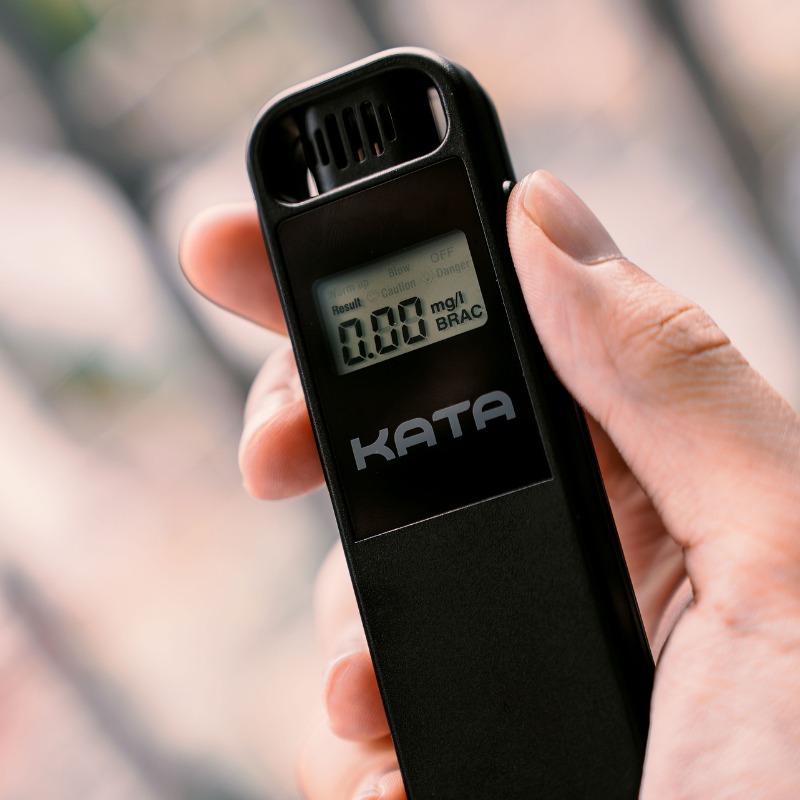 Mẹo sử dụng và bảo quản máy đo nồng độ cồn hiệu quả